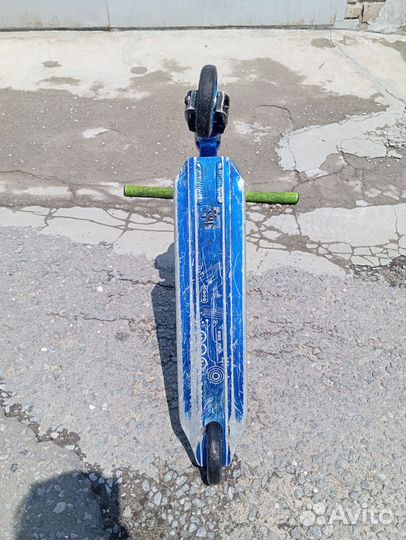 Кастомный трюковой парковый самокат
