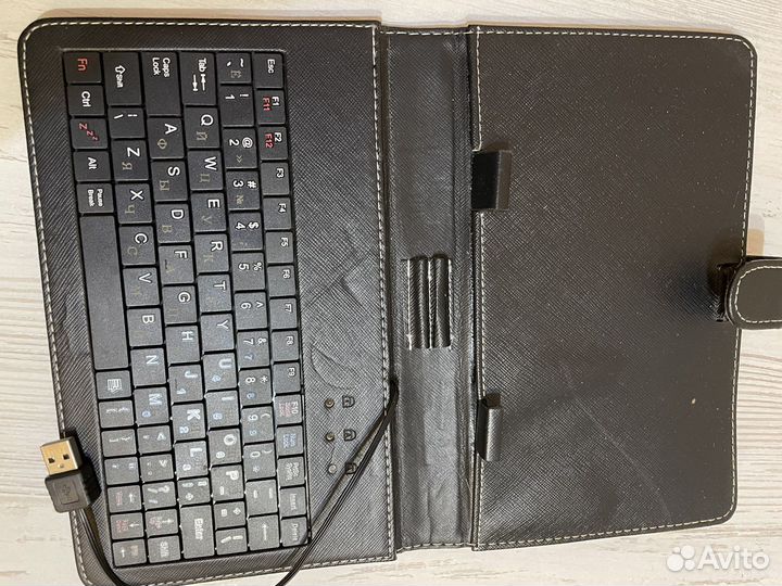 Чехол-клавиатура