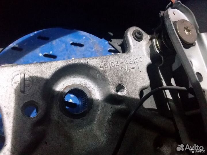 Руль с подушкой Toyota Hiace Regius Granvia