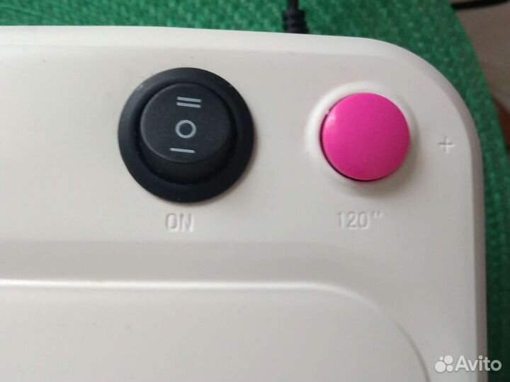 Уф лампа для ногтей