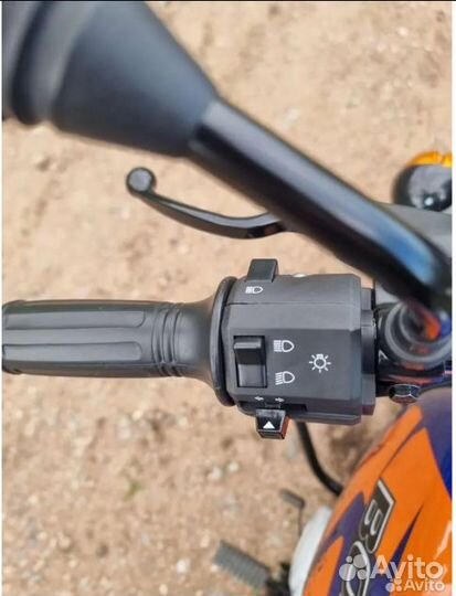 Мотоцикл Bajaj Boxer 150x Disk (как новый)