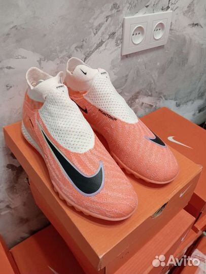 Сороконожки Nike Phantom GX Elite TF