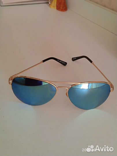 Солнцезащитные очки унисекс