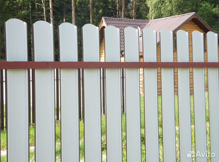 Металлический штакетник с доставкой