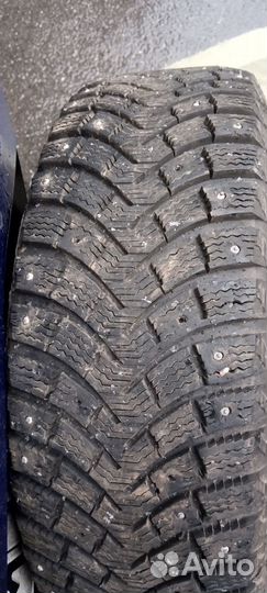 Michelin X-Ice North 2 2.25/7 R15