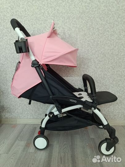 Коляска прогулочная yoya