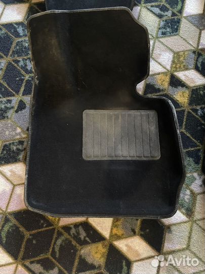 Автомобильные коврики ворсовые