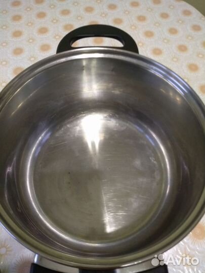 Кастрюля из нержавейки