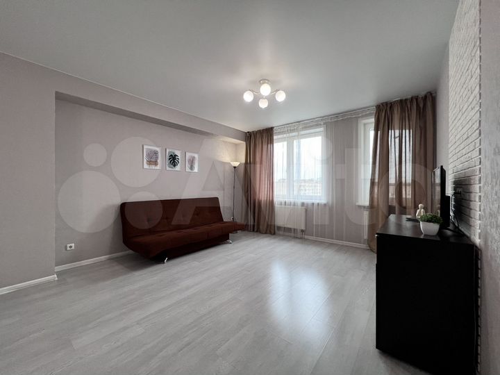 2-к. квартира, 60 м², 8/22 эт.