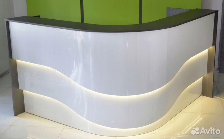 Барная стойка для клиники из искусственного камня