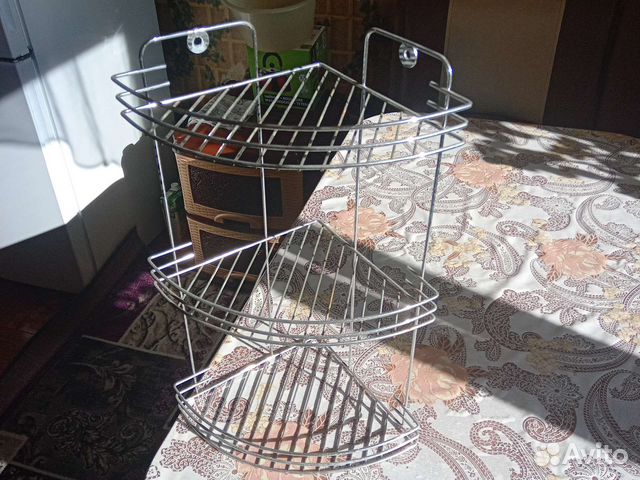 Угловая полка для ванной