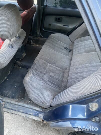 Toyota Sprinter, 1988