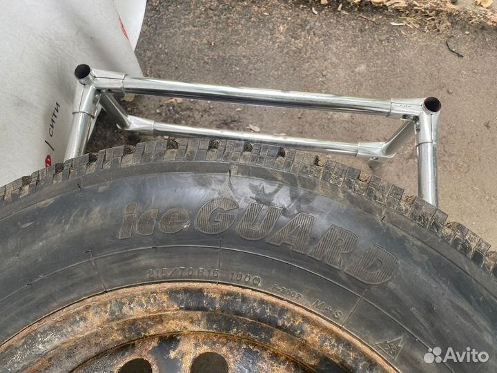 R16 Yokohama F700Z 215/70, PCD 5x114.3 DIA 67.1