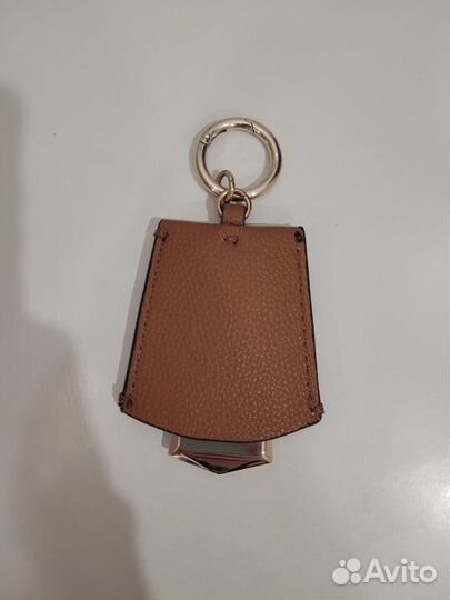 Брелок от сумки Guess