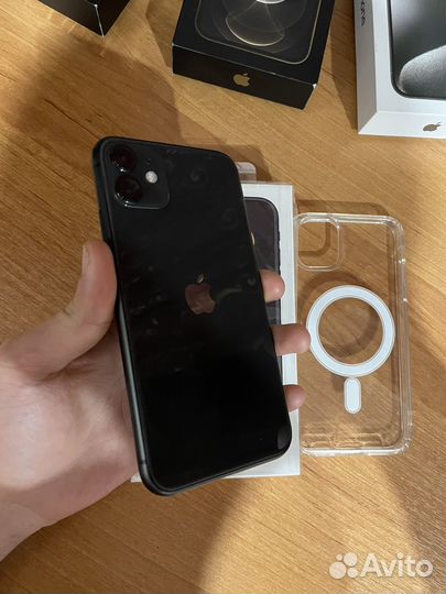 iPhone 11, 128 ГБ