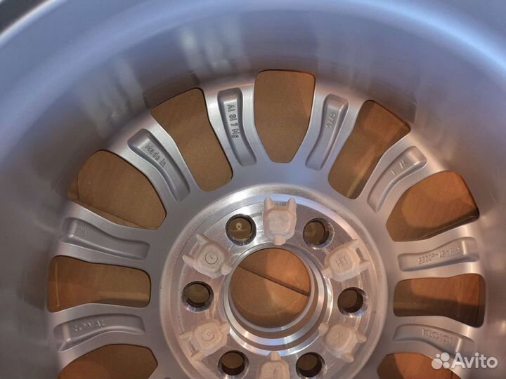 Диски оригинал новые R18
