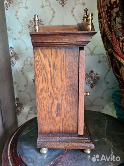 Часы в дубовом корпусе, Германия