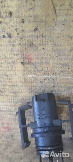 Датчик температуры входящего воздуха Mercedes-Benz