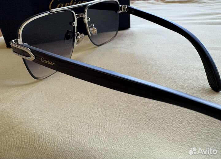 Солнцезащитные очки