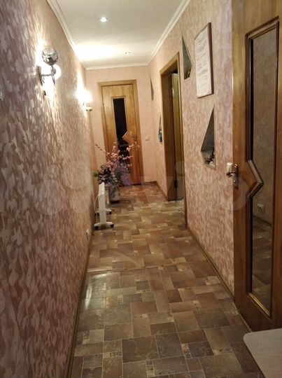 2-к. квартира, 46 м², 1/4 эт.