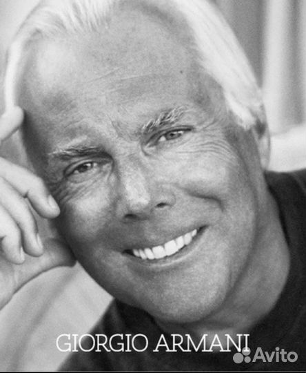 Книга Giorgio Armani