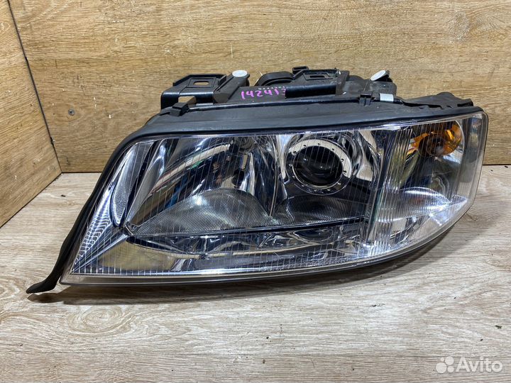 Фара левая Audi A6 C5 дорестайлинг 142413