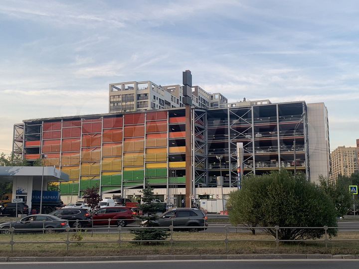 Машиноместо, 12 м²