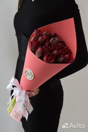 Тюльпаны. Доставка цветов. Пионовидные тюльпаны