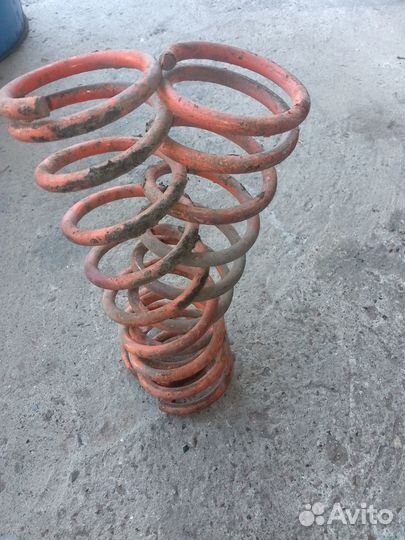 Продам пружины на ваз задние