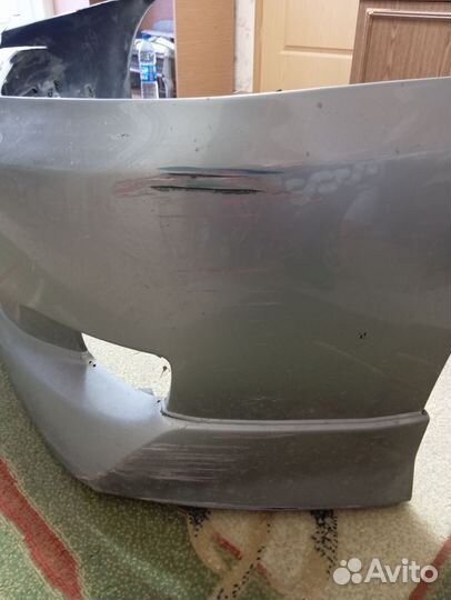 Продам передний бампер toyota WIsh