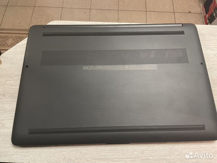 Ноутбук HP 15s-fq0094ur