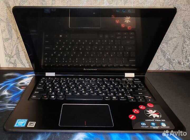 Ноутбук Lenovo yoga 300