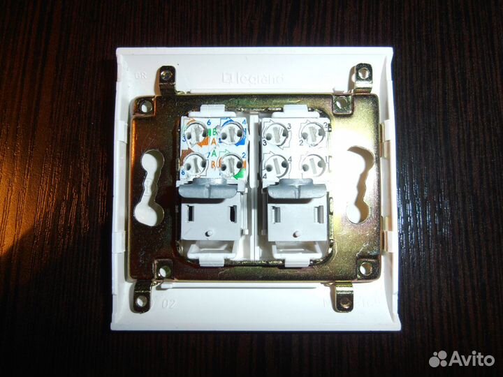Розетка компьютерная RJ45/телефонная RJ11, Legrand