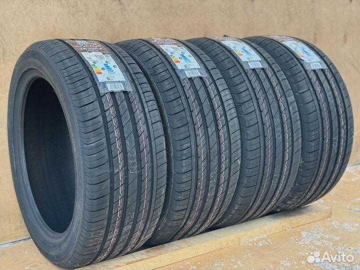 Arivo Ultra ARZ5 275/35 R19 100Y