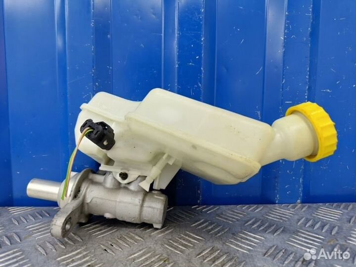 Главный тормозной цилиндр Peugeot 301 DD 1.6 NFP