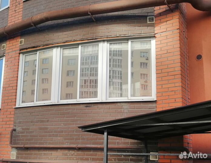 Алюминиевая балконная рама