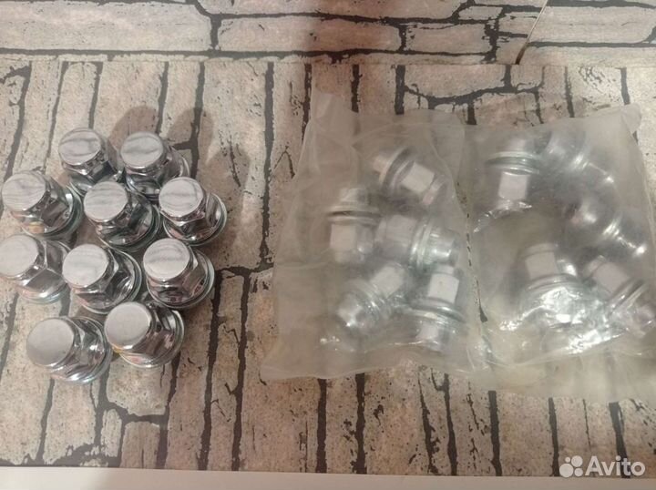 Болты на колеса