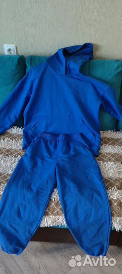 Спортивный костюм женский