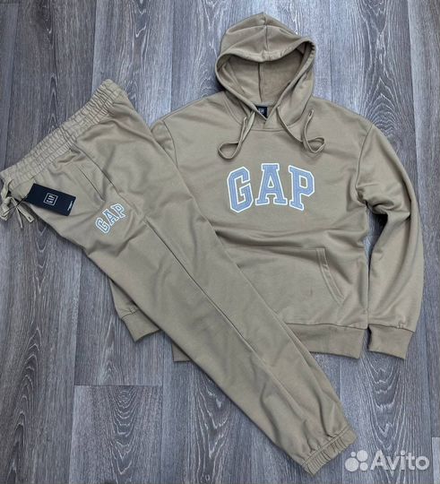 Костюм Gap