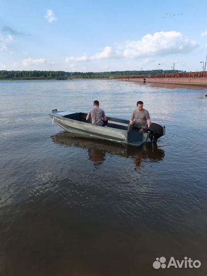 Лодка пнд, плоскодонка. новая