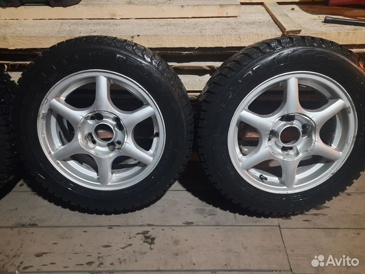 Зимняя резина 175/65 r14 на дисках 4100, 4114.3