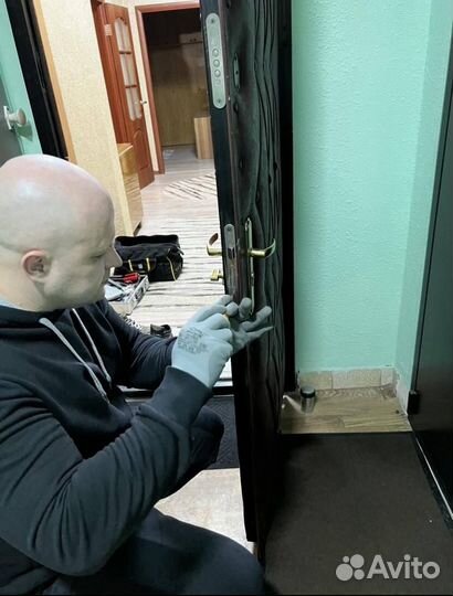 Вскрытие и замена замков