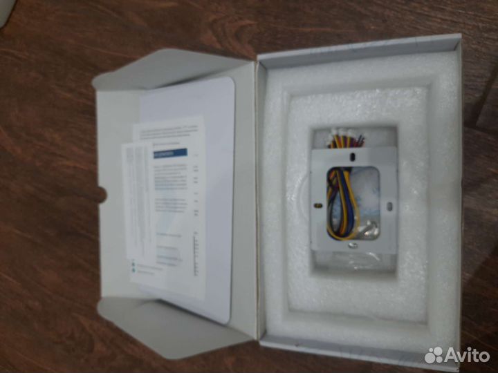 Видеодомофонctv-M4705AHD