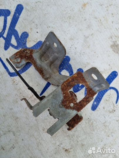 Ручка открывания бензобака Subaru Impreza GGA