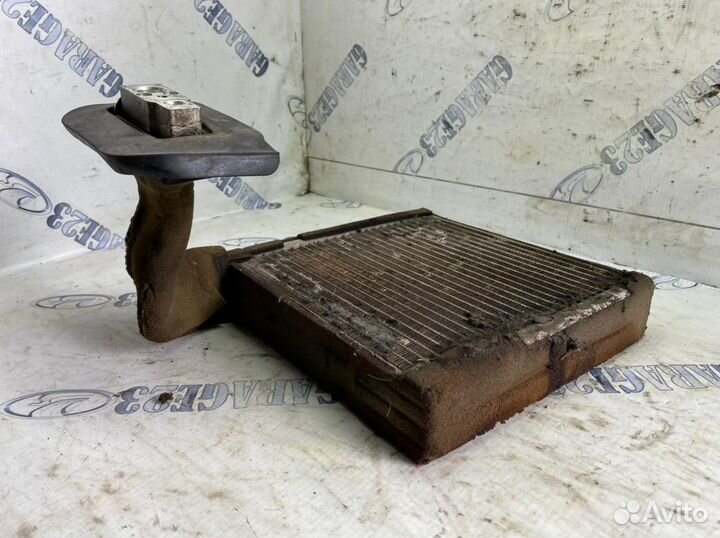 Радиатор кондиционера nissan tiida