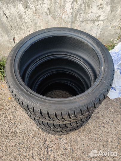 Dunlop SP Winter Ice 02 245/40 R20 99T