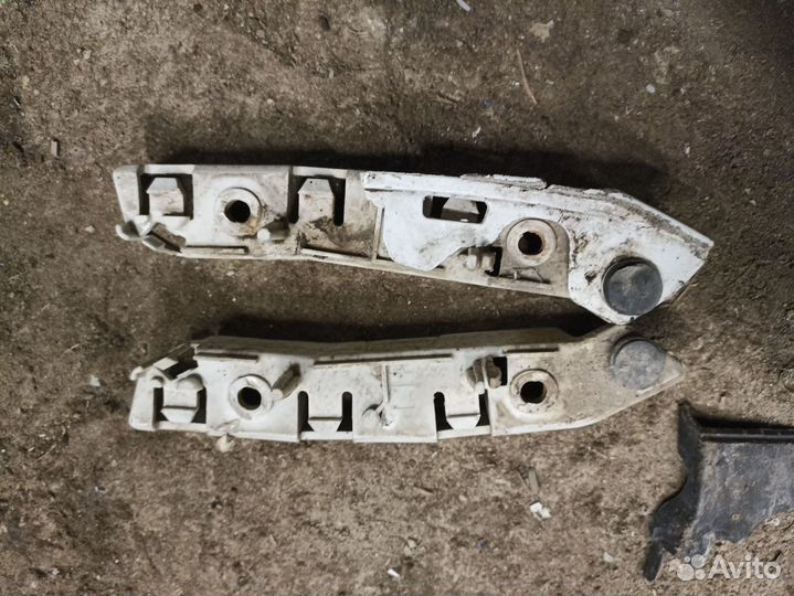 Кронштейны переднего бампера для форд фокус 3