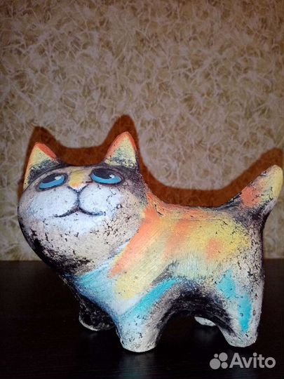 Статуэтка котик