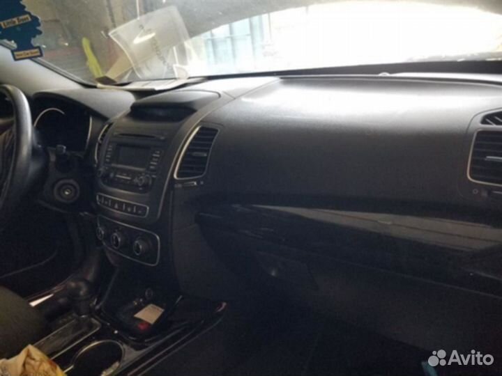 По частям Kia Sorento 2015 год бензин