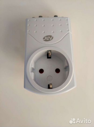 Таймер включения и выключения розетки